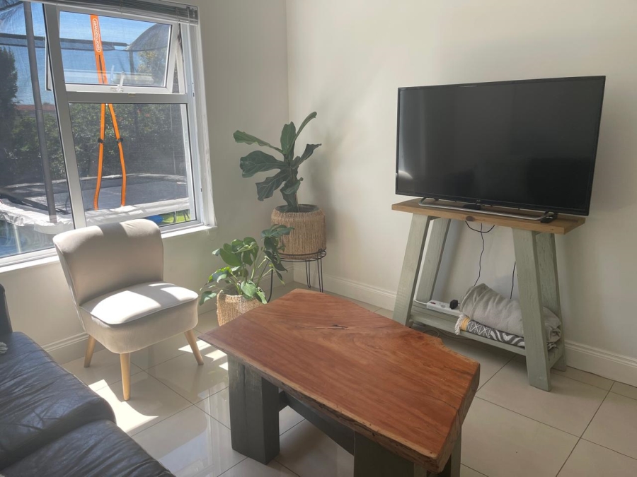 To Let 3 Bedroom Property for Rent in Summerstrand Eastern Cape